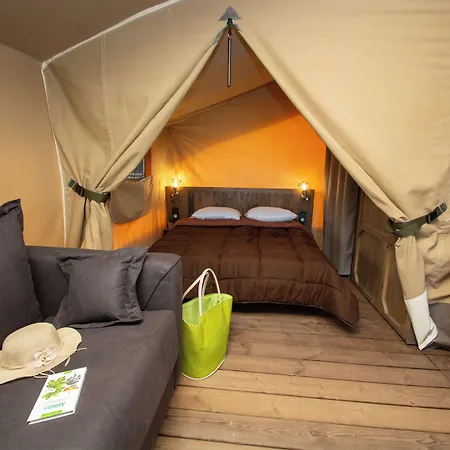 Le Moulin Des Iscles 호텔