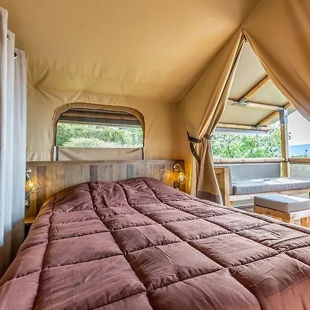 Le Moulin Des Iscles Hotel