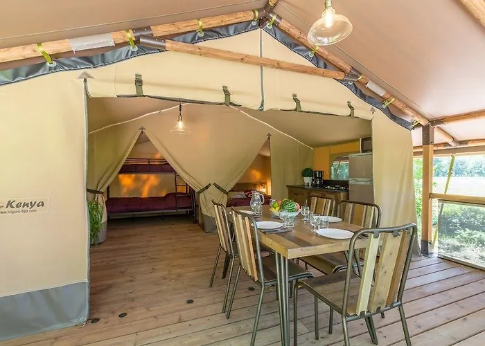 Le Moulin Des Iscles 3*