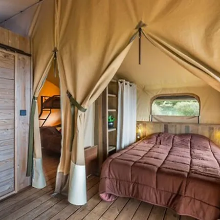 ホテル Le Moulin Des Iscles ロクブリューヌ・シュル・アルジャン