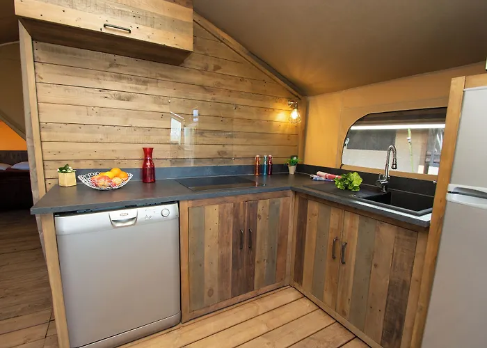 Le Moulin Des Iscles Hotel 3*